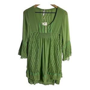 Monoreno Lace Accent Tunic Top Green Bell Sleeve Green NWT Sz M